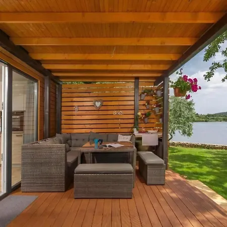 Strandhaus Ive: Beachfront Oasis With Whirlpool And Olive Grove